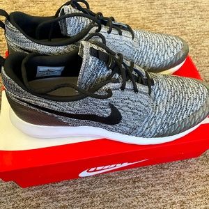 Nike Roshe NM Flynit Special Edition